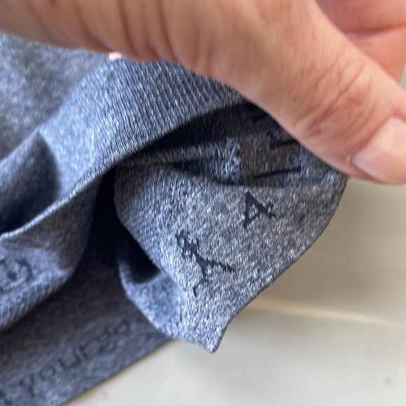 Lululemon I 4 - Picture 4 of 11